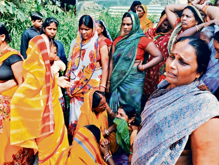 Chhapra News : सोनपुर में बाढ़ के पानी में डूबे चार लोगों का शव बरामद