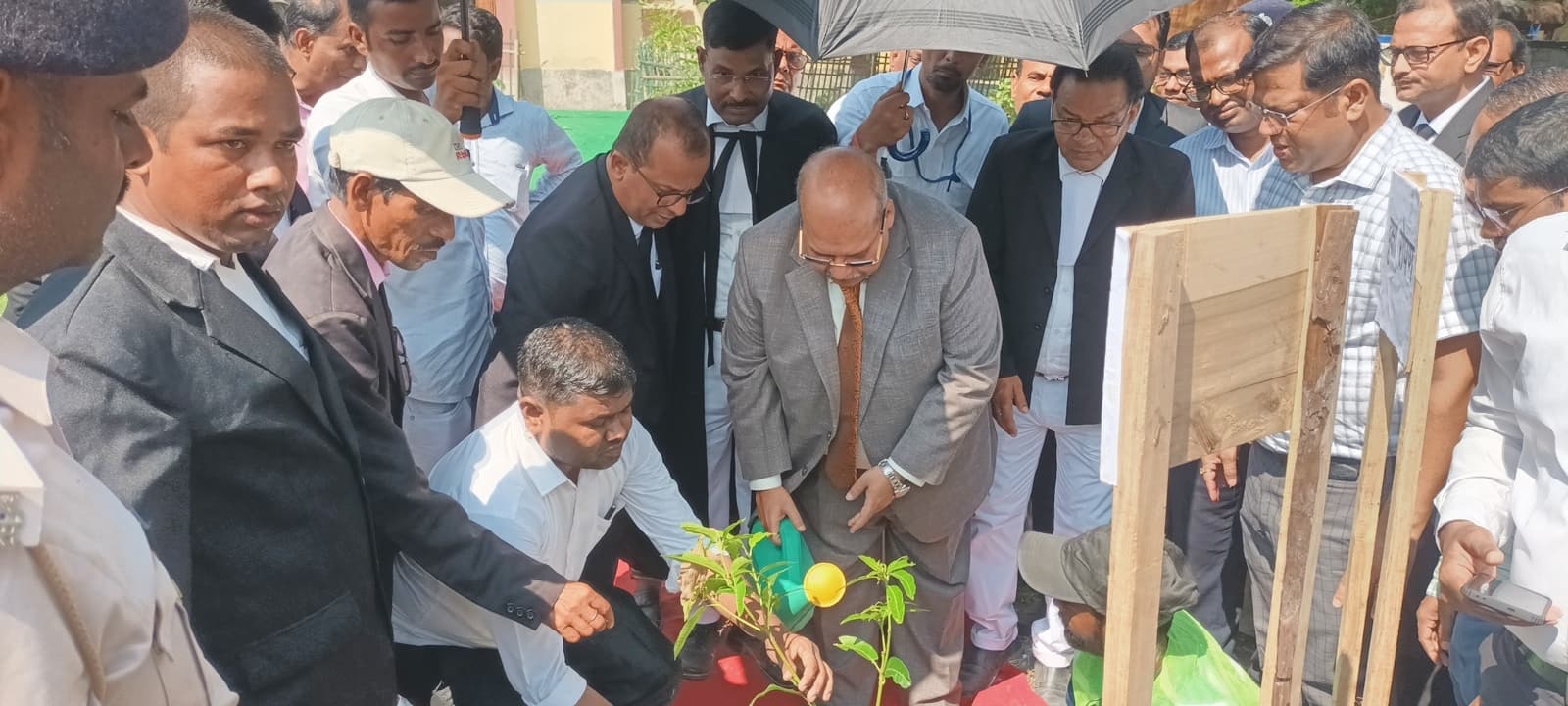 पटना हाईकोर्ट के जज ने धमदाहा व्यवहार न्यायालय का किया निरीक्षण