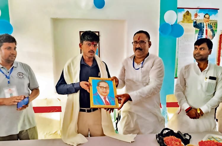 Gaya News : सामुदायिक भवन से होगी सुविधा, इधर-उधर भटकने की जरूरत नहीं : डीएम