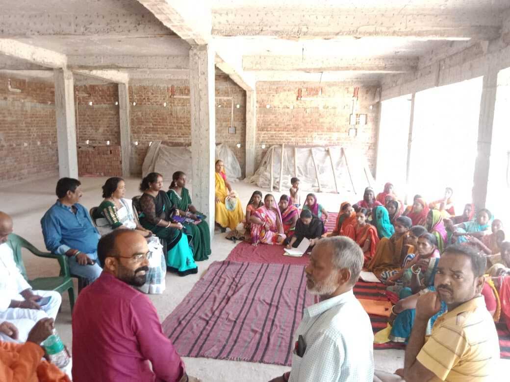 झामुमो ने गिधनी व शंकरी पंचायत महिला कमेटी का गठन