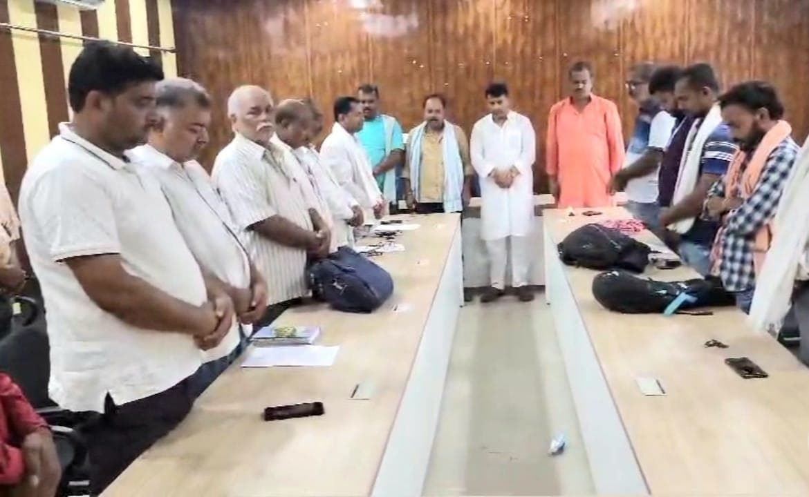 mukhiya kee hatya : बनवीरा के मुखिया की हत्या पर मुखिया संघ ने जताया आक्रोश