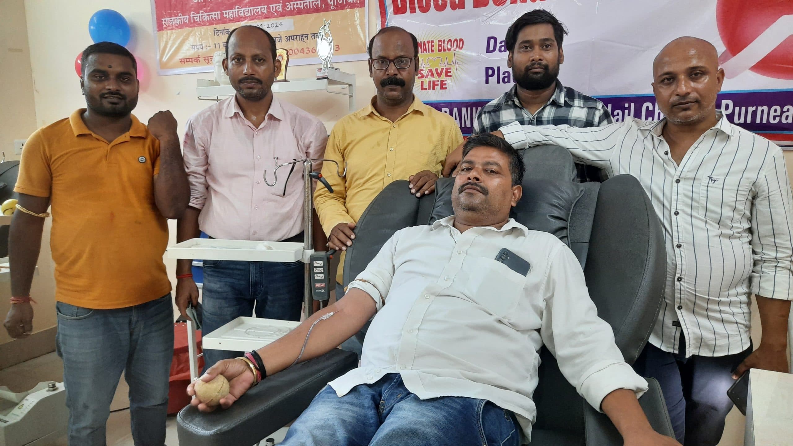 जीएमसीएच में युवाओं ने बढ़-चढ़ कर किया रक्तदान