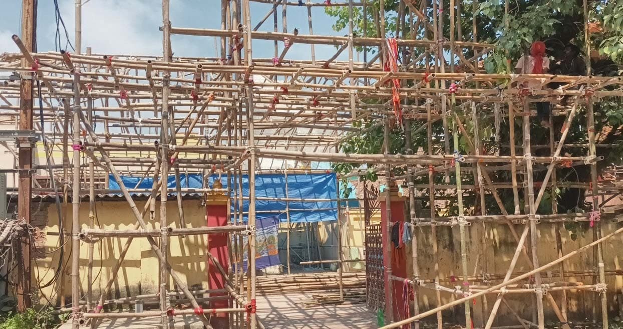 बनमनखी में जोर-शोर से चल रही दुर्गापूजा महोत्सव की तैयारी