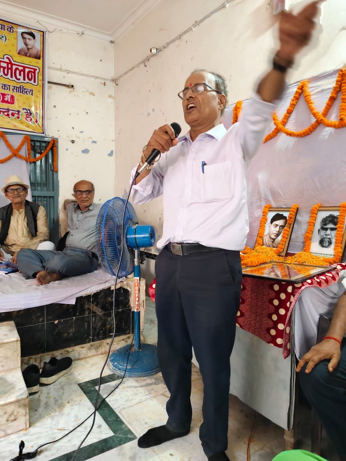 साहित्य श्री सम्मान से सम्मानित हुए डॉ. चौधरी