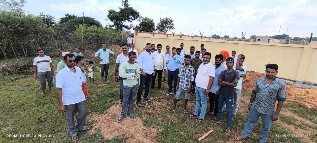 स्टेडियम निर्माण को लेकर दो एकड़ सरकारी जमीन चिह्नित कर देने पर बनी सहमति, ग्रामसभा में रैयतों ने सर्वसम्मति से लिया निर्णय