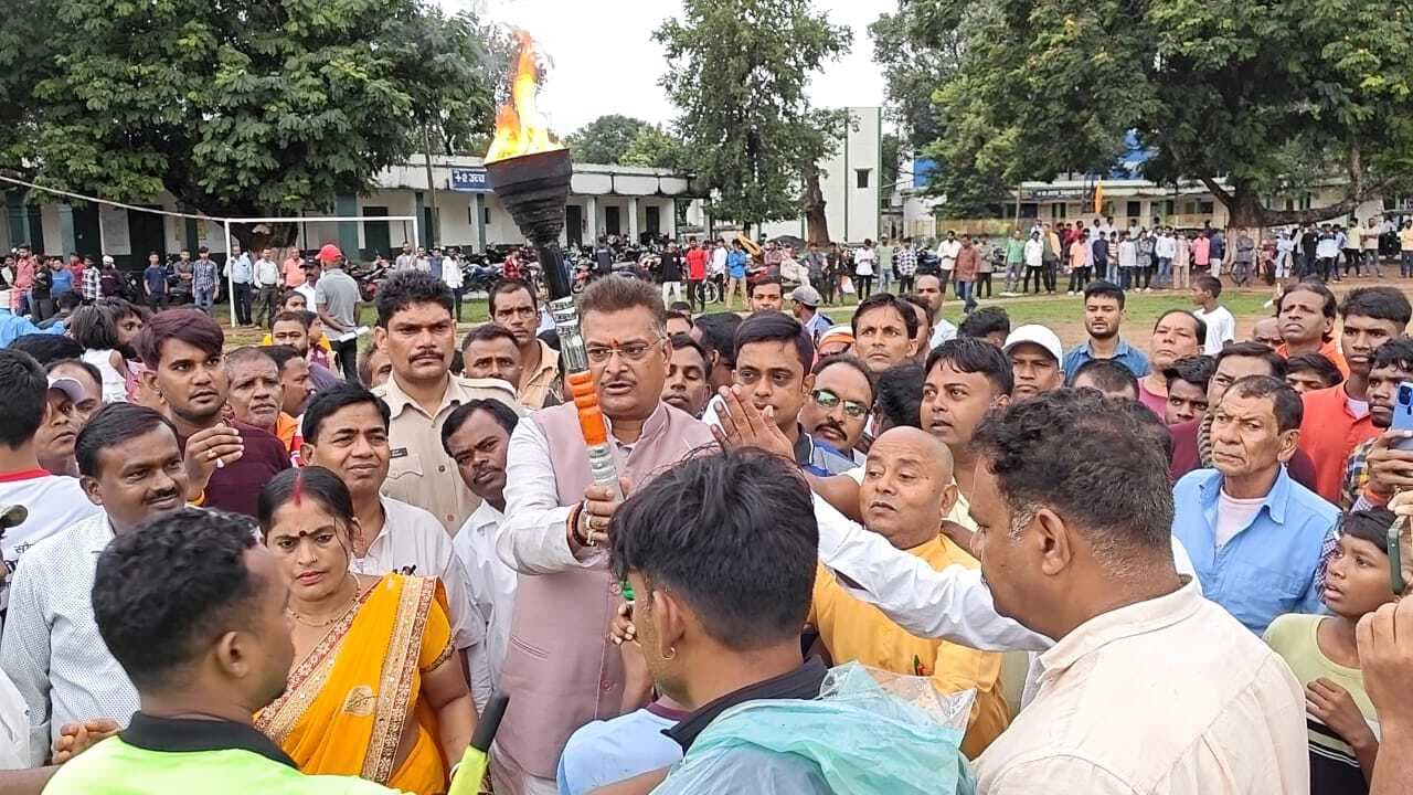 खिलाड़ियों की सफलता का प्लेटफॉर्म है नमो फुटबॉल टूर्नामेंट : सांसद