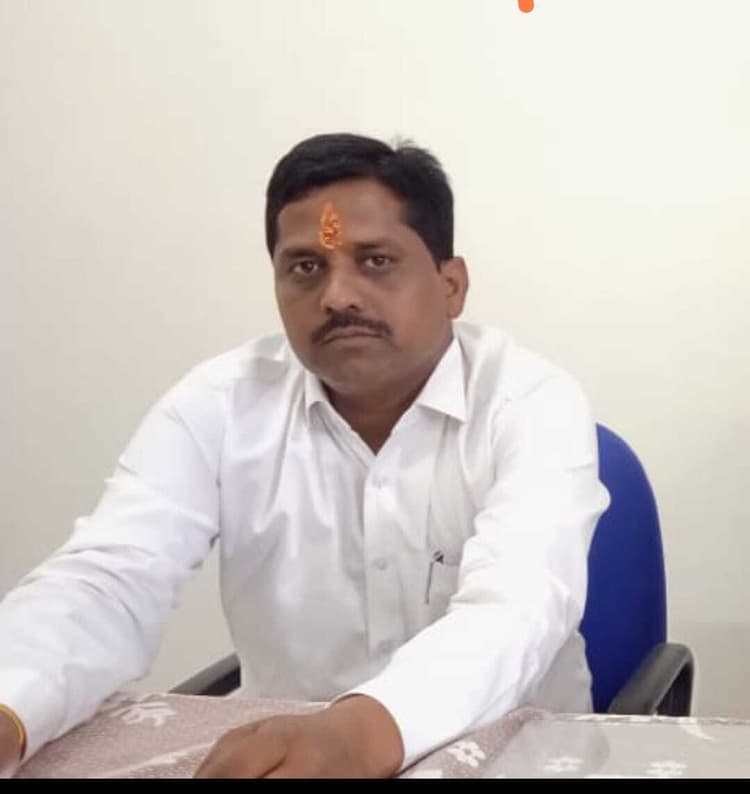 पंजी-टू को थाना से रिलीज कराने को लेकर डीसी को ज्ञापन