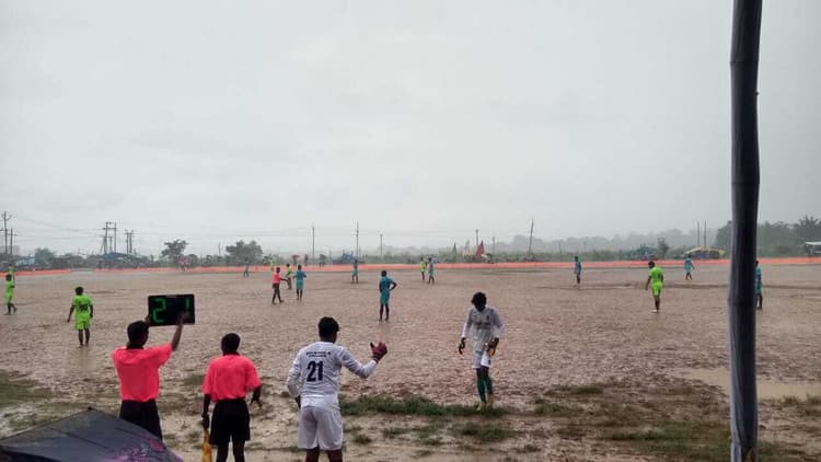 टाटा कॉलेज चाईबासा व घाटशिला कॉलेज की टीमों ने दर्ज की जीत