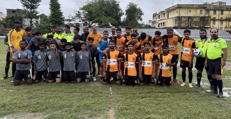 बारिश ज्यादा, फुटबॉल मैच 30 तक नहीं होंगे