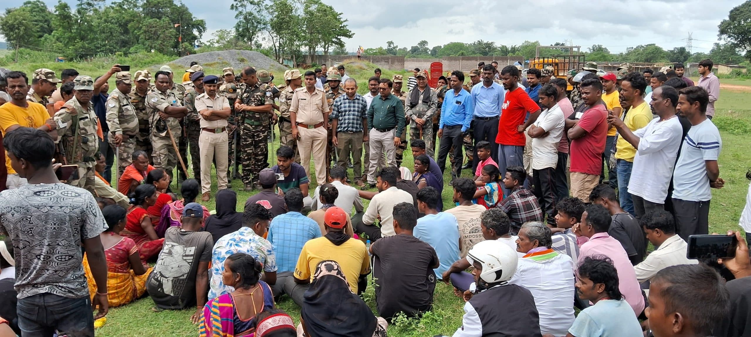 ग्रामीणों ने सोलर एनर्जी प्लांट लगाने का किया विरोध