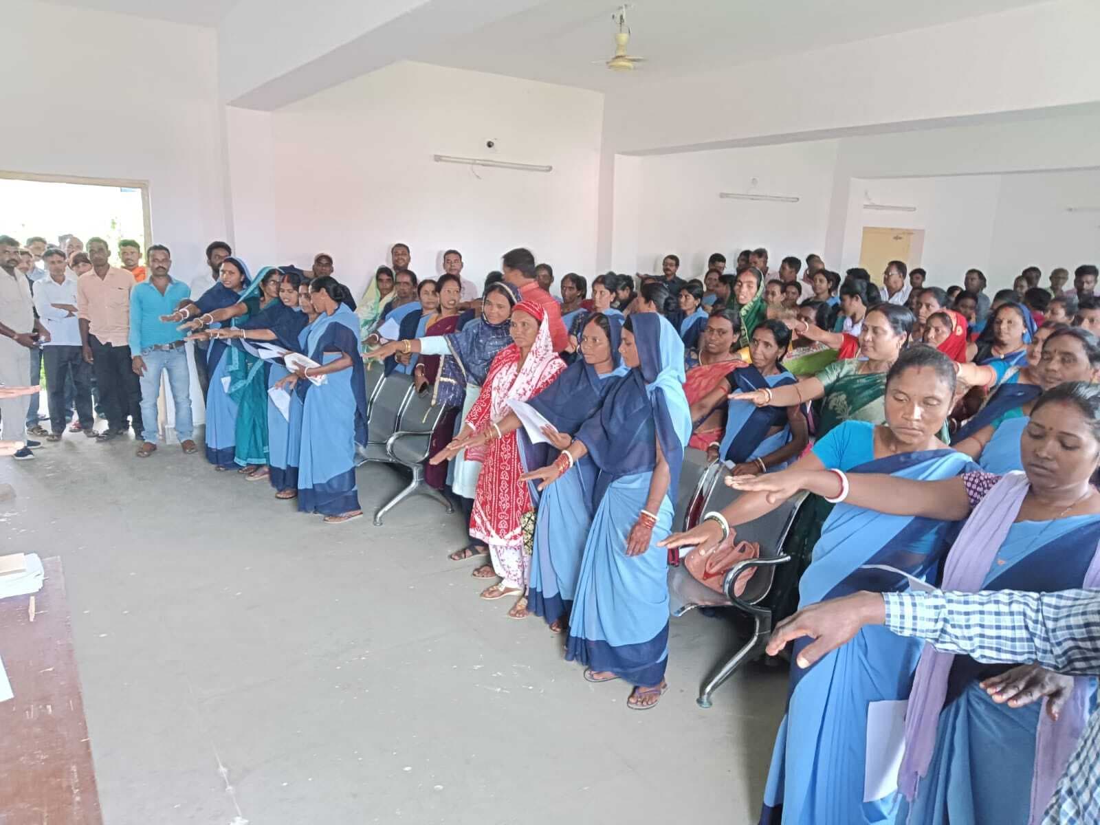 जल सहियाओं को दिलायी गयी स्वच्छता ही सेवा की शपथ