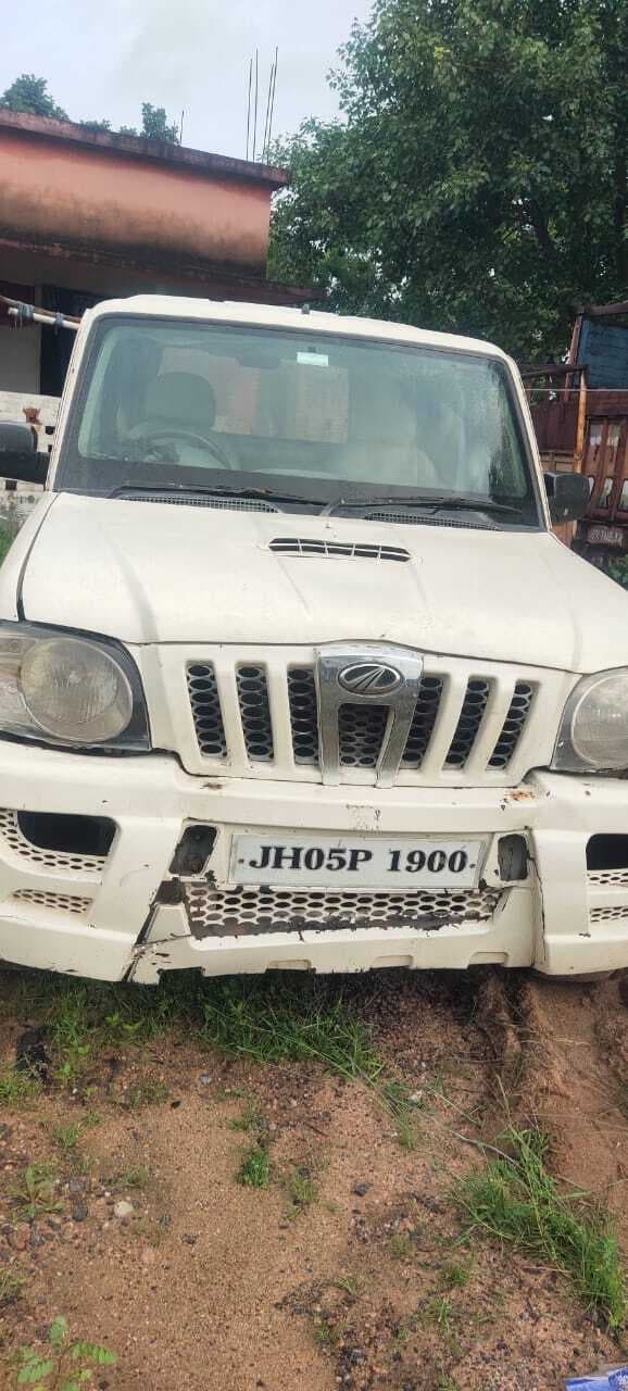 Dhanbad News:स्कॉर्पियो से मवेशियों की तस्करी का खुलासा, तीन मवेशी समेत वाहन जब्त