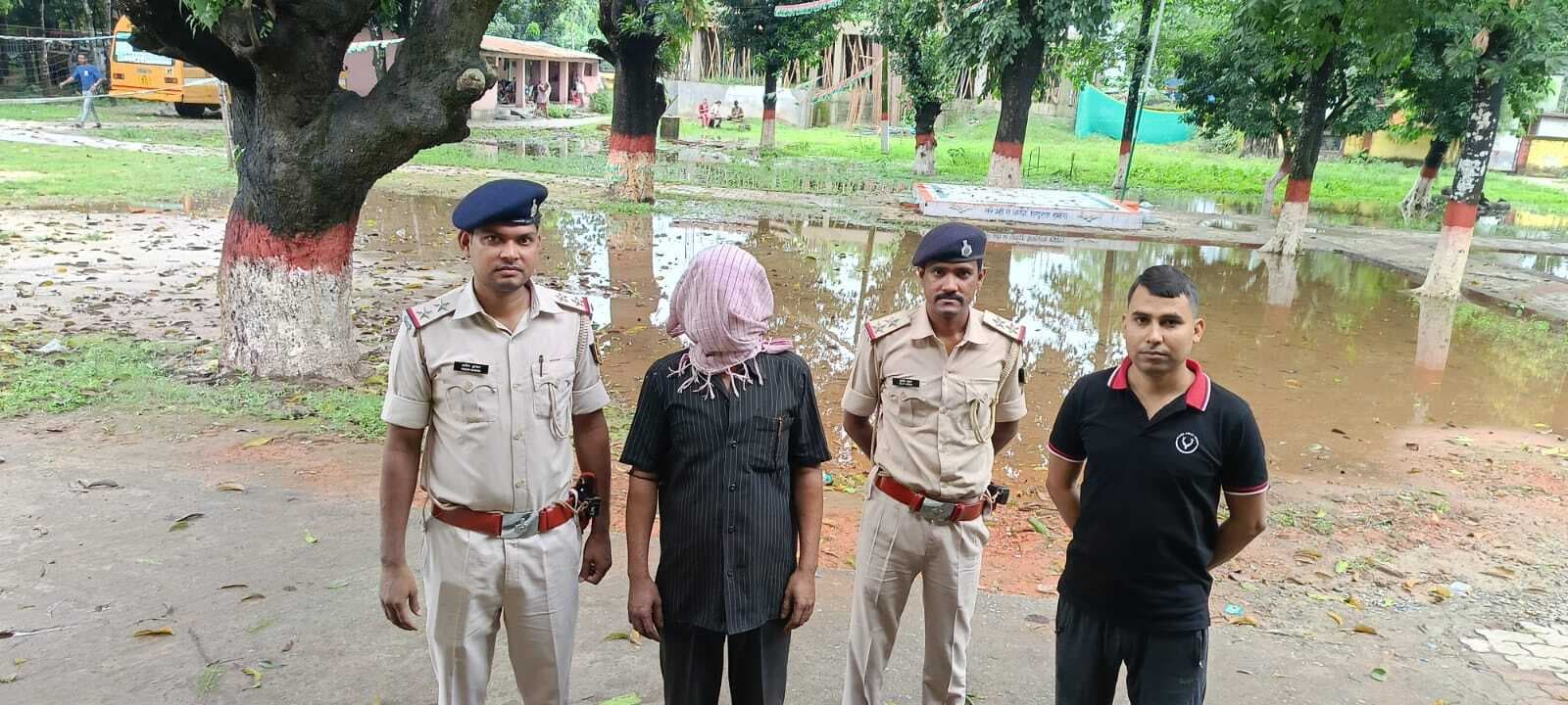 250 ग्राम गांजे के साथ एक तस्कर गिरफ्तार