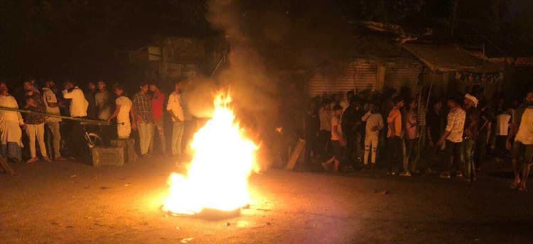 युवक की हत्या का आरोप, गिरफ्तारी की मांग पर सड़क जाम