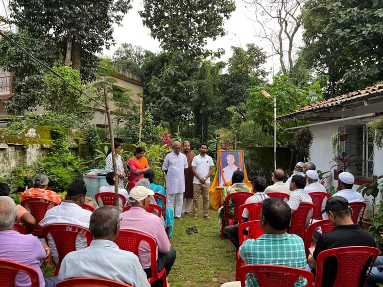 पत्रकार सुबोध कुमार सिन्हा को दी गयी श्रद्धांजलि