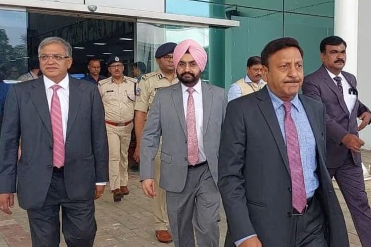 झारखंड में विधानसभा चुनाव कब? झामुमो-भाजपा और कांग्रेस की चुनाव आयुक्त से क्या हैं मांगें