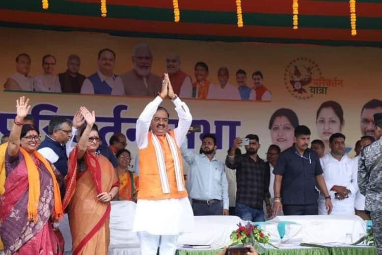 BJP Parivartan Yatra: हेमंत सोरेन सरकार पर बरसे यूपी के डिप्टी सीएम केशव प्रसाद मौर्य, की ये अपील