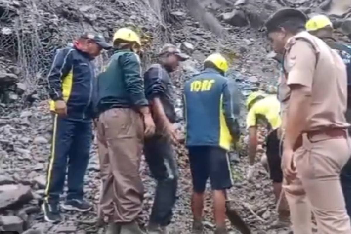 Uttarakhand News: सोनप्रयाग में भीषण बारिश के बीच लैंडस्लाइड, 5 की मौत