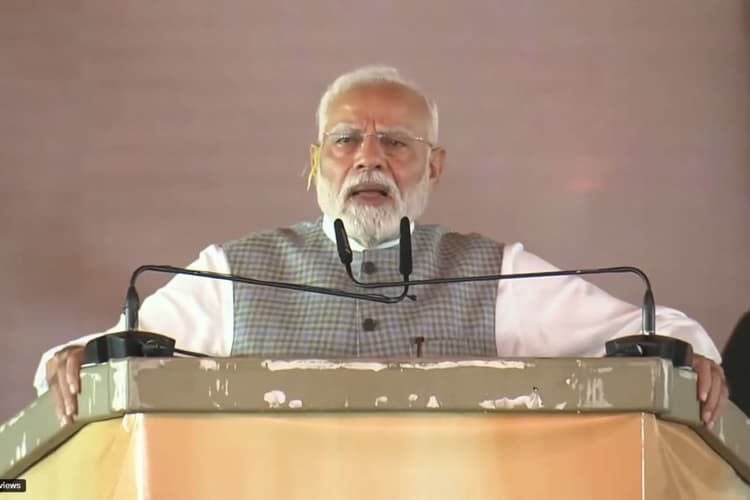 जमशेदपुर में बोले पीएम मोदी : झारखंड के 3 दुश्मन- झामुमो, कांग्रेस और आरजेडी