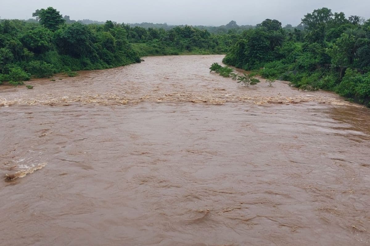Kal Ka Mausam: झारखंड में 30 अगस्त और 2 सितंबर को भारी बारिश और वज्रपात की चेतावनी, 4 सितंबर तक बरसेंगे बादल