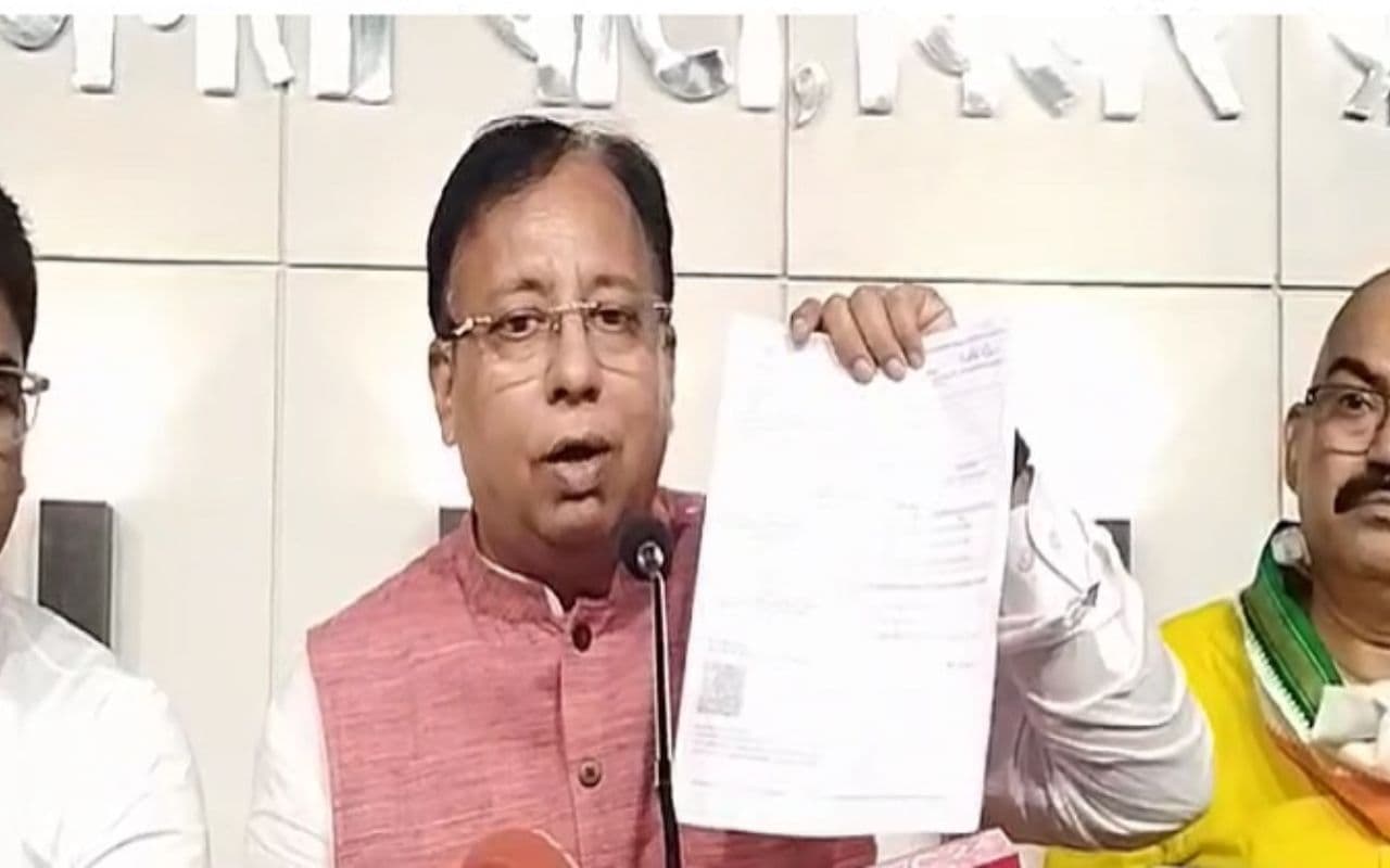 Waqf Board: हिंदुओं की पुश्तैनी जमीन पर वक्फ ने ठोका दावा, बीजेपी सांसद बोले- सुन्नी बोर्ड के जिम्मेदार लोग इस गलती में शामिल