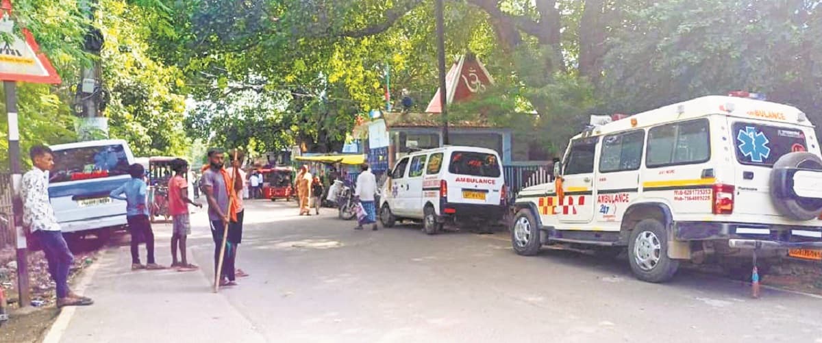 Munger News : बिचौलियों के चंगुल में मुंगेर सदर अस्पताल, मरीजों की जान से हो रहा खिलवाड़ Munger News : बिचौलियों के चंगुल में मुंगेर सदर अस्पताल, मरीजों की जान से हो रहा खिलवाड़