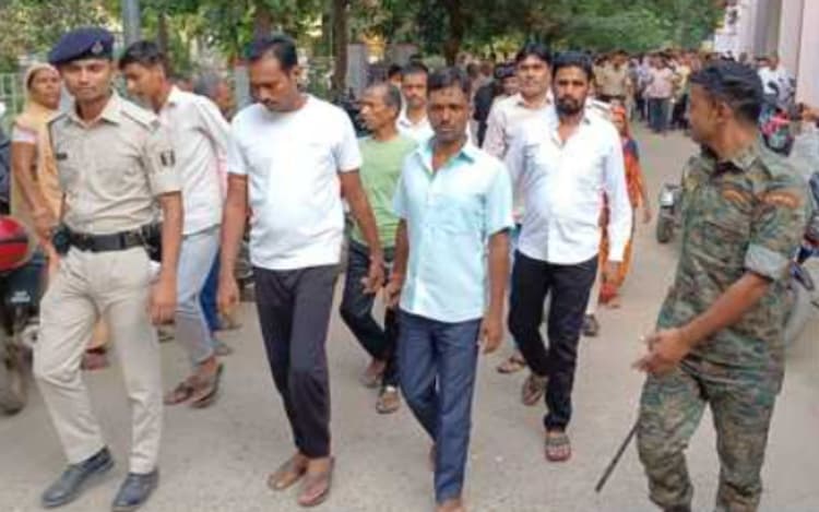 Bihar News: नालंदा के चर्चित लोदीपुर हत्याकांड में महिला समेत 15 दोषियों को आजीवन कारावास, जानें पूरा मामला