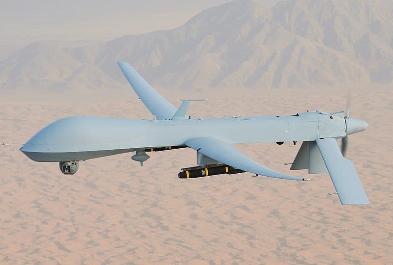 Drone: रक्षा मंत्रालय ने अमेरिका के साथ प्रीडेटर ड्रोन खरीदने के समझौते पर किया हस्ताक्षर Drone: रक्षा मंत्रालय ने अमेरिका के साथ प्रीडेटर ड्रोन खरीदने के समझौते पर किया हस्ताक्षर