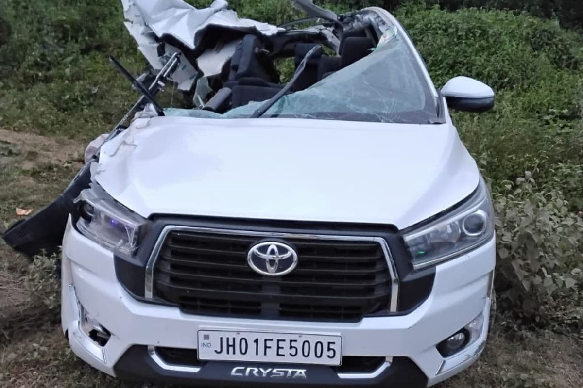 Jharkhand News: पलामू के बिश्रामपुर विधानसभा के विधायक प्रत्याशी की गाड़ी दुर्घटनाग्रस्त, ड्राइवर की मौत