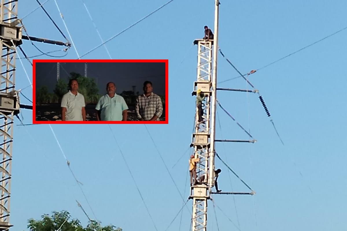 Bagaha News: दो सप्ताह बाद शुरू हुआ कुम्हिया और चौतरवा फीडर, इंजीनियर ने लिया जायजा