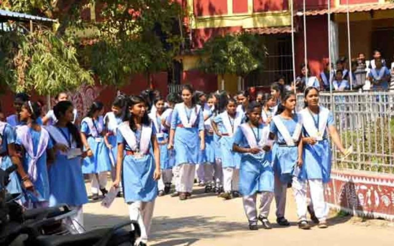 Bihar School Timings: सरकारी विद्यालयों के टाइम टेबल में बदलाव, शिक्षा विभाग ने जारी किया आदेश