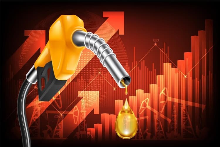 77 डॉलर के पार पहुंचा क्रूड ऑयल, क्या भारत में बढ़ जाएगा Petrol Diesel Price? जानें आज का ताजा रेट