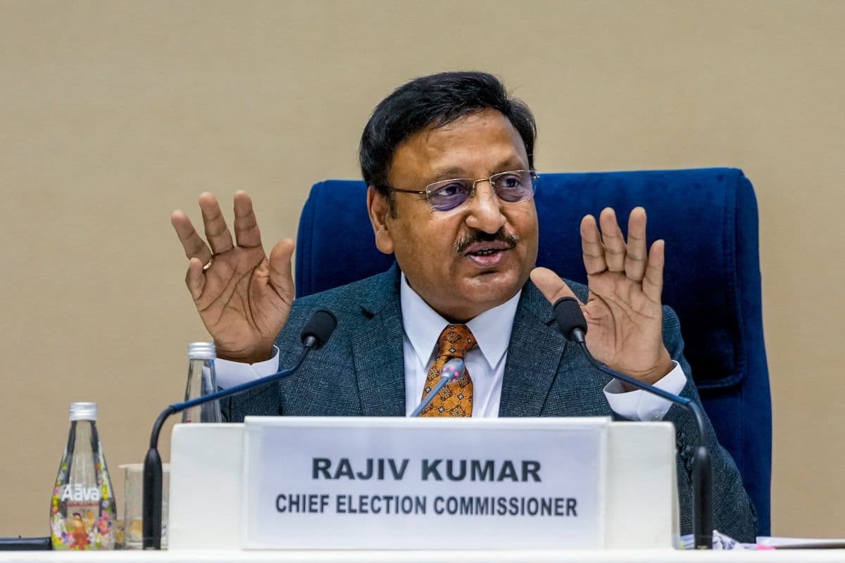 Exit Polls: ‘वोटों की गिनती 8:30 बजे शुरू और रुझान 8:08 से आने लगते हैं’, एग्जिट पोल पर भड़के CEC