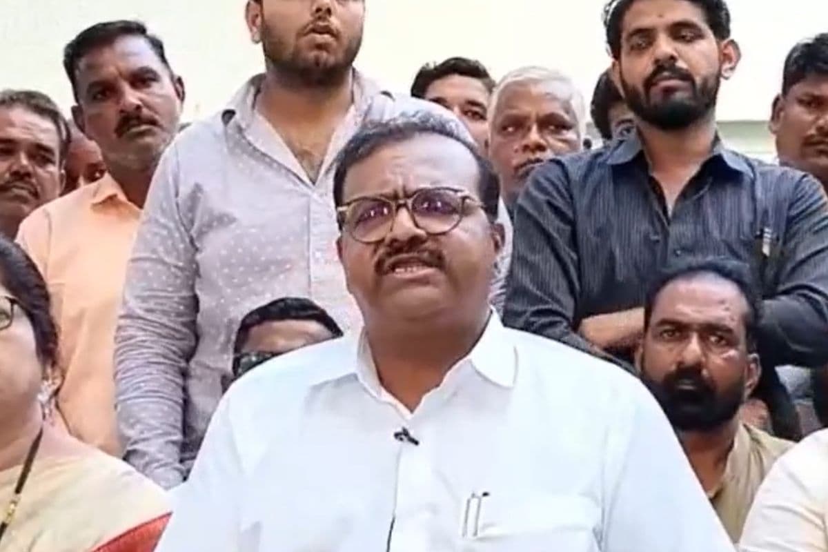Maharashtra Assembly Election 2024: NCP को झटका, समीर भुजबल का इस्तीफा, शिंदे गुट के नेता के खिलाफ भरा पर्चा