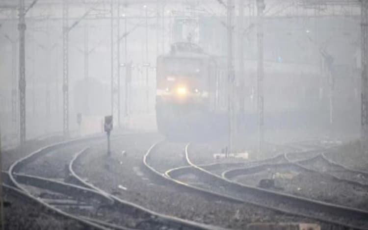 Train cancelled : बिहार आने वाली 10 जोड़ी ट्रेनें रहेंगी रद्द, कई ट्रेनों के परिचालन में किया गया बदलाव, देखें लिस्ट