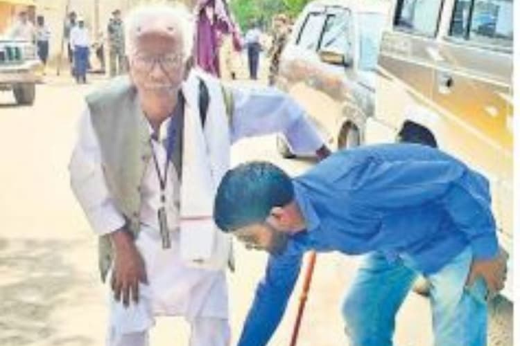 Jharkhand Election: 3 बार के विधायक बैरागी उरांव साइकिल और बैलगाड़ी से करते थे चुनाव प्रचार