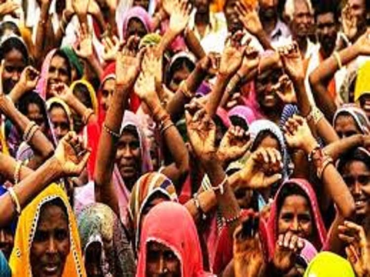 Jharkhand Election 2024: झारखंड चुनाव में महिला वोटर तय करेंगी सरकार! 32 विधानसभा क्षेत्रों में निर्णायक होगी भूमिका