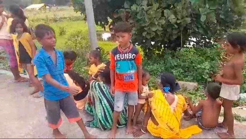 जनशताब्दी एक्सप्रेस से कटकर मां-बेटी की मौत, बेटा बचा