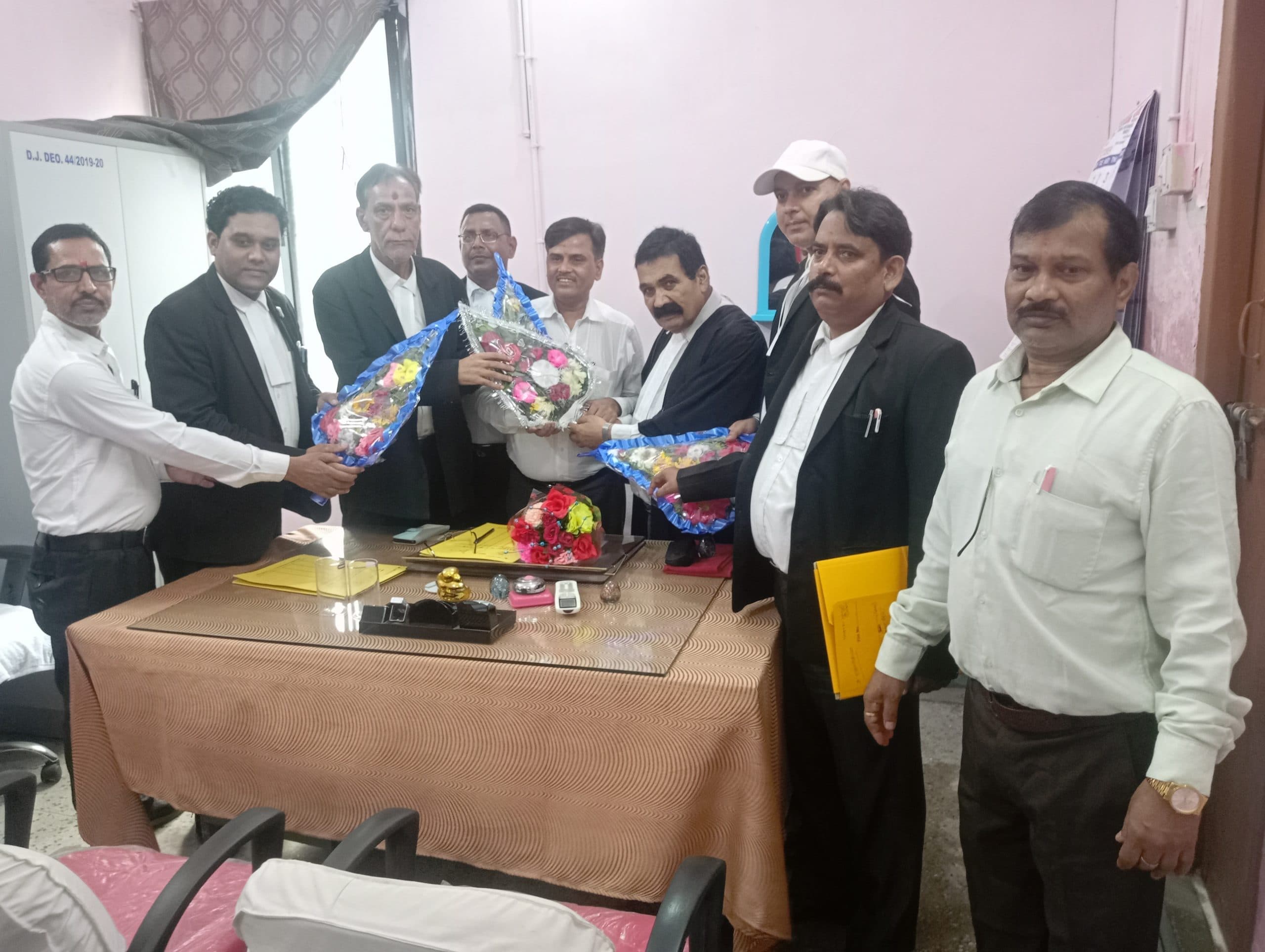 फैमिली कोर्ट के एडिशनल प्रिंसिपल जज को दी गयी विदाई