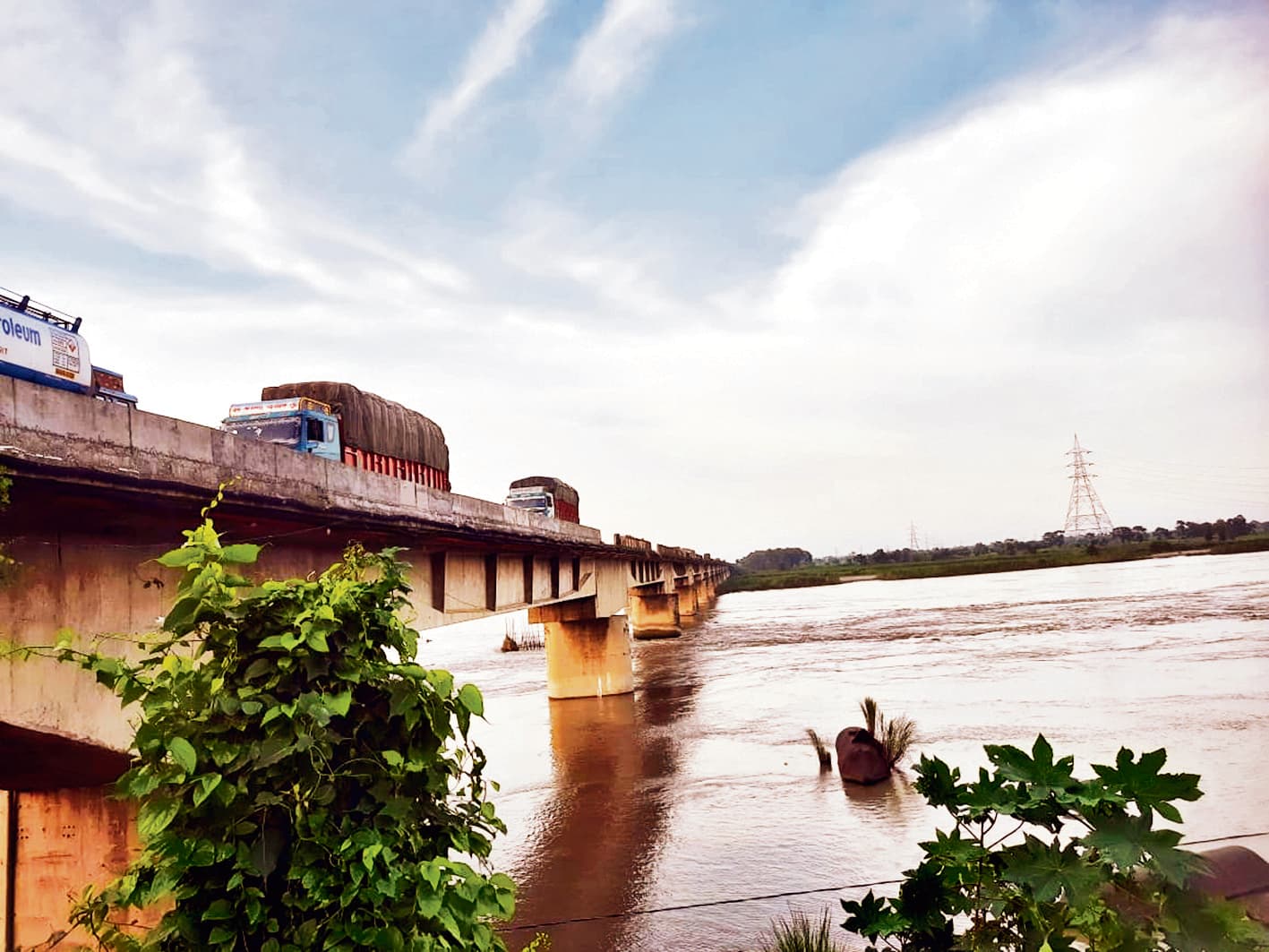 GOPALGANJ NEWS : गंडक नदी खतरे के निशान से नीचे, तबाही बरकरार