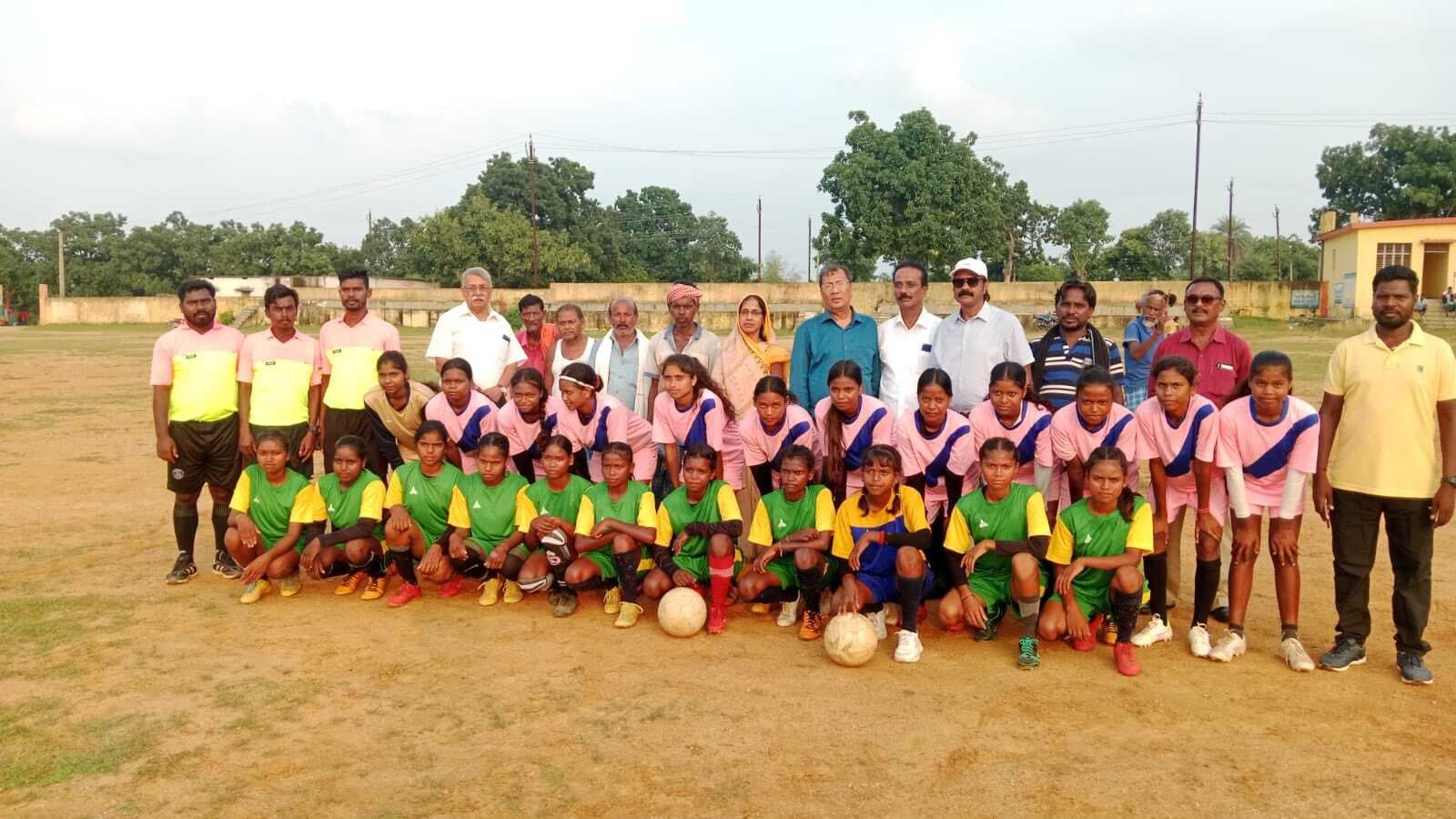 प्रेरणा भारती ने जीता बालिका वर्ग का फुटबॉल टूर्नामेंट