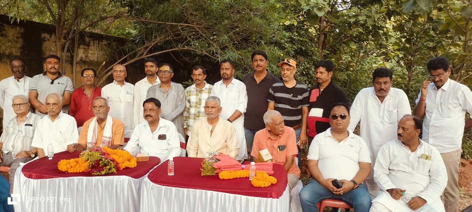 Giridih News: क्षत्रिय समाज के सामुदायिक भवन सह छात्रावास की रखी गई आधारशिला