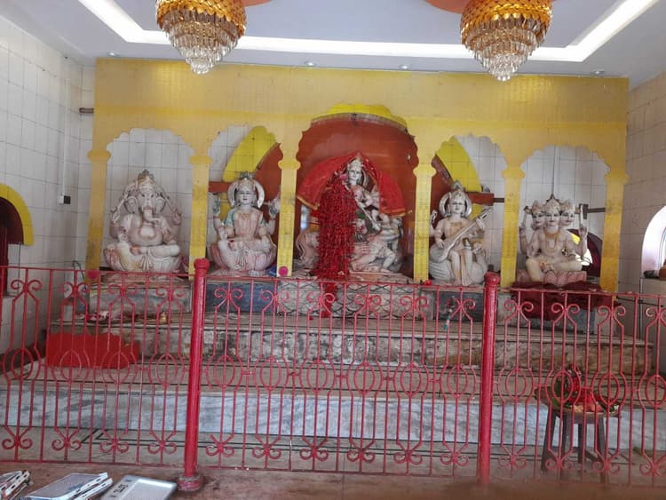 धर्मस्थान मंदिर में 190 वर्षों से हो रही मां दुर्गा का अराधना