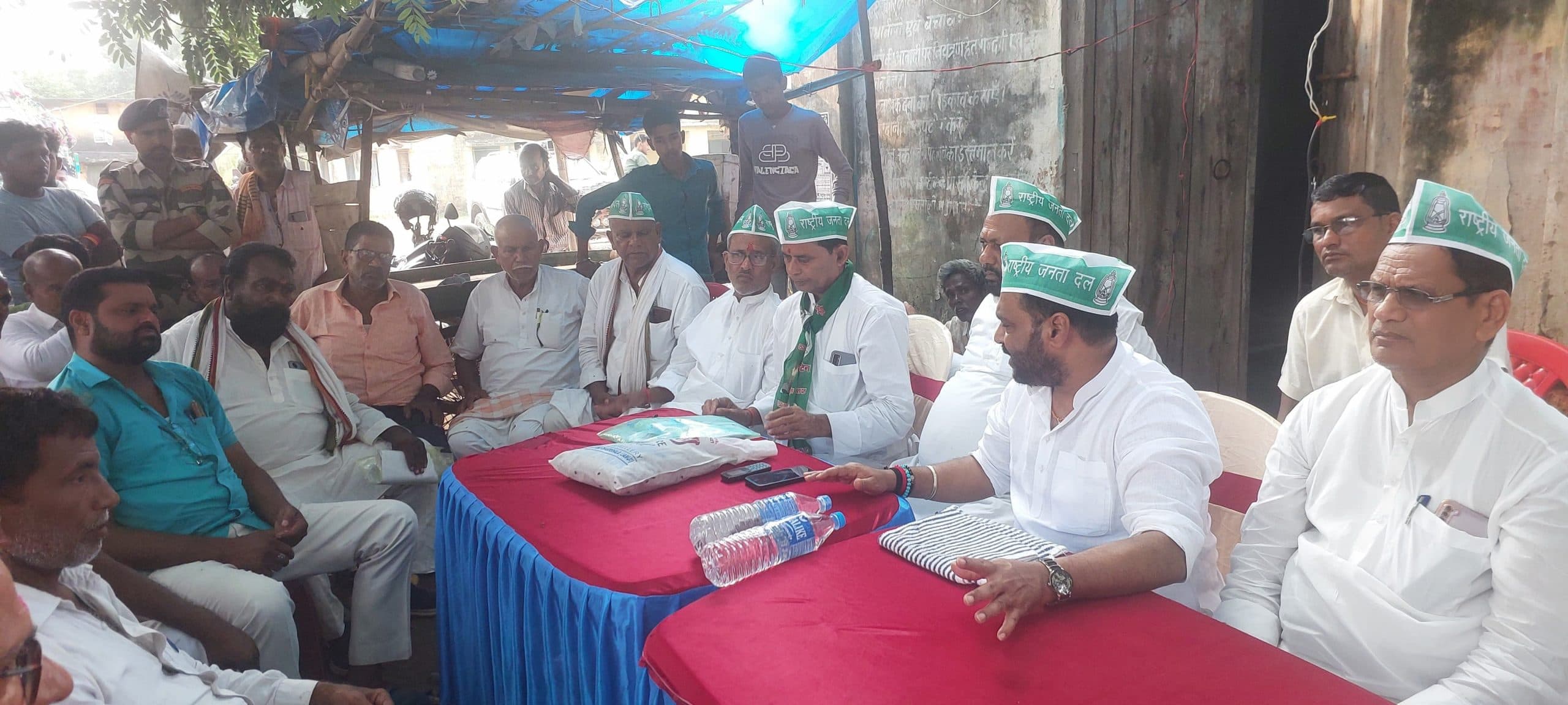 तेजस्वी के संवाद कार्यक्रम को बनाएंगे सफल: विजय