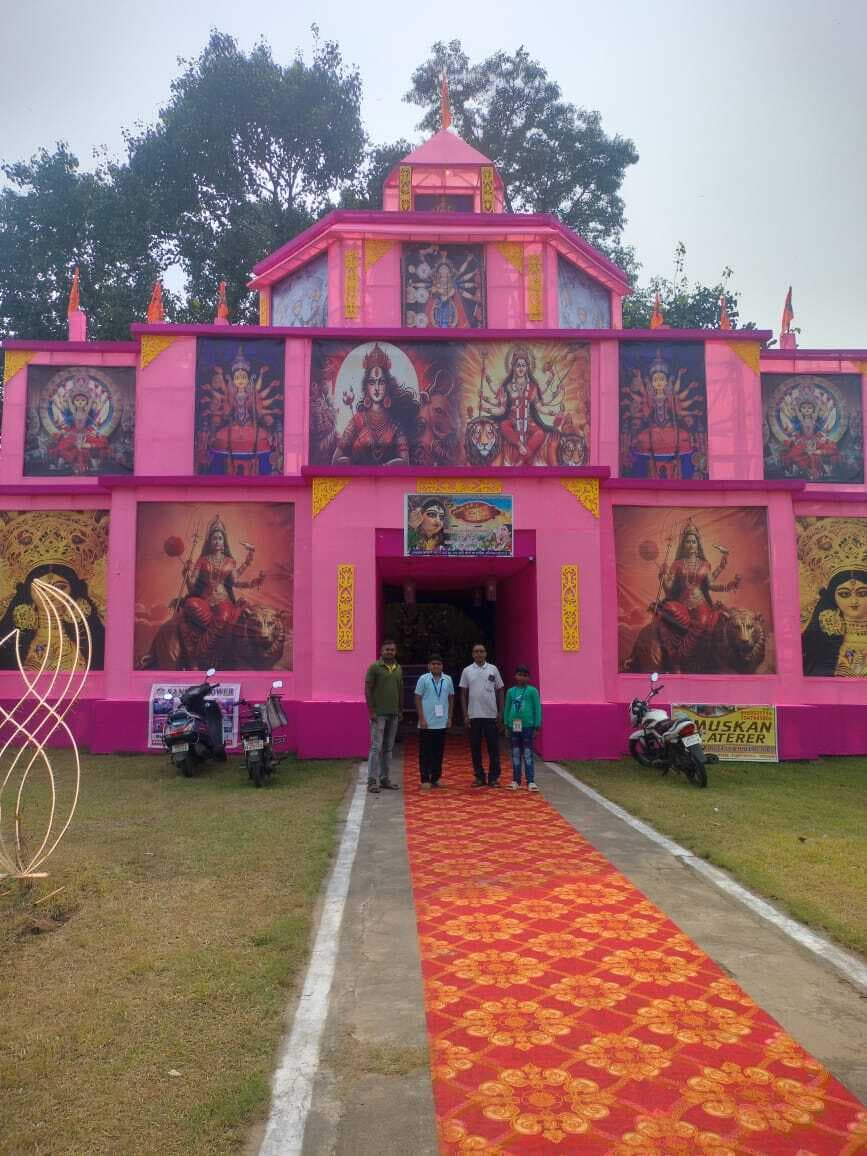 बराबनी विधायक ने दुर्गा पूजा पंडाल का किया उदघाटन