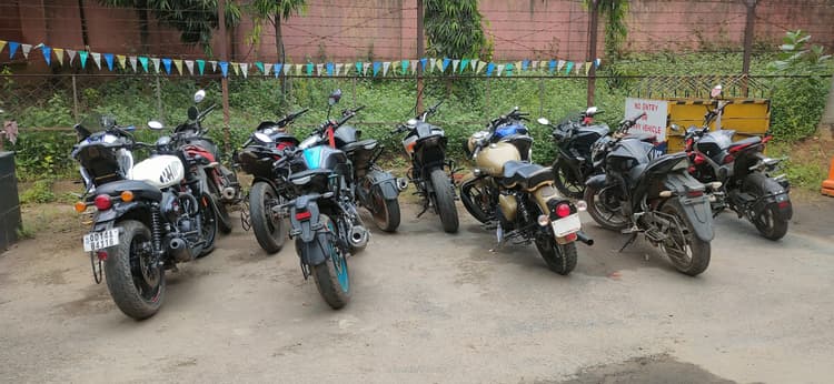 Rourkela News: नशेड़ियों के खिलाफ पुलिस ने चलाया अभियान, 100 से अधिक हिरासत में