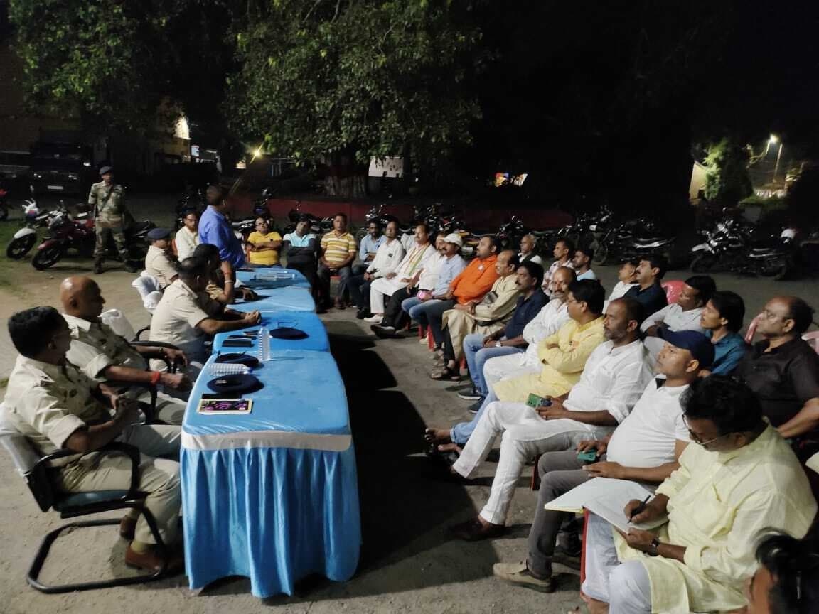 प्रतिमा विसर्जन के दौरान विवाद के बाद शांति समिति सदस्यों ने सद्भाव कायम रखने पर दिया जोर