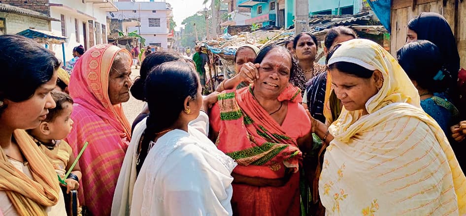 Chhapra News : अज्ञात अपराधियों ने युवक को मारी गोली, पीएमसीएच रेफर