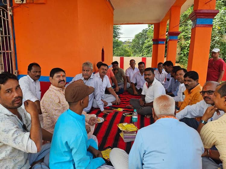 हिंदू स्वाभिमान यात्रा पर केंद्रीय मंत्री के आगमन की तैयारी को ले बैठक