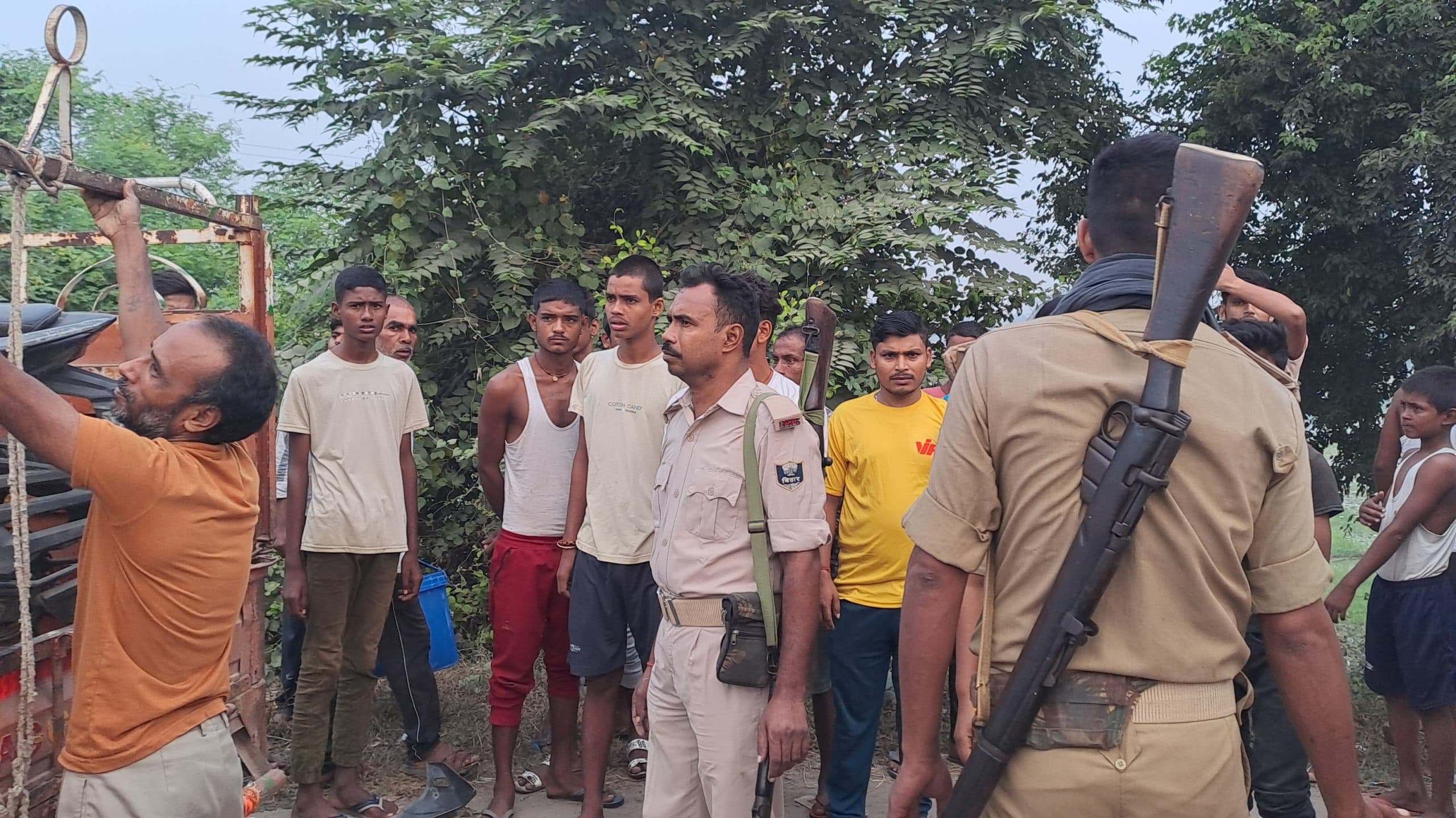 घर से जिम के लिए निकले किशोर की बाइक डिवाइडर से टकरायी, मौत